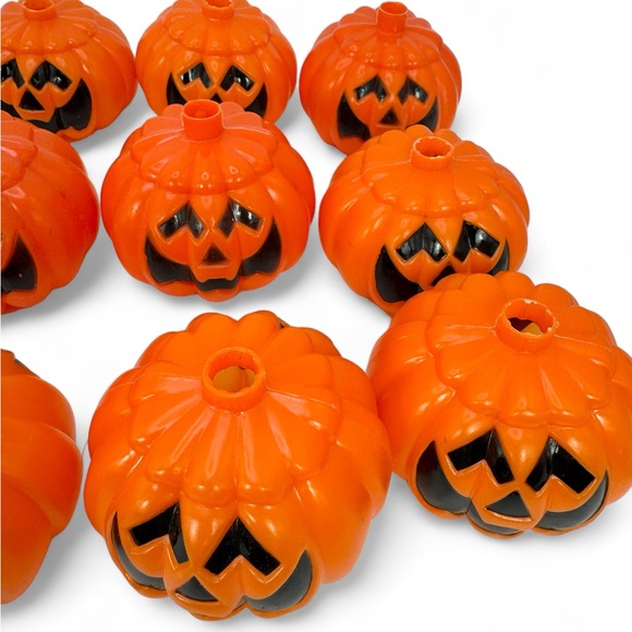 VTG Halloween Pumpkin JOL Plastic Blow Mold String Light Covers Lot Of 15 READ! - Picture 2 of 6